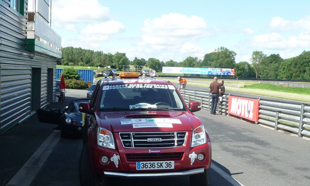 Marc Fournier au service de l’AutoRetroSport utilitaire pickup dmax